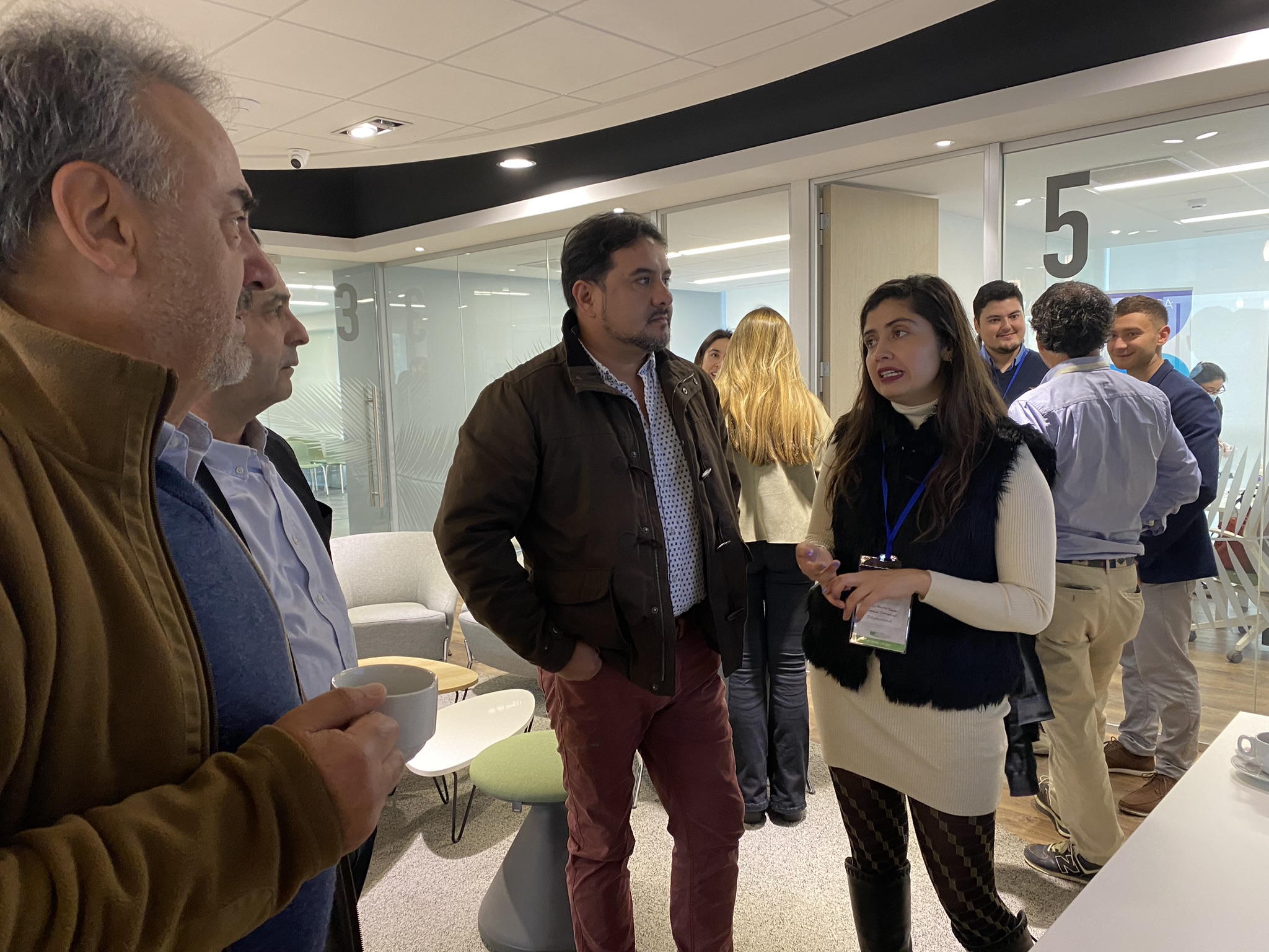 Con éxito se realizó Coffee Break V21