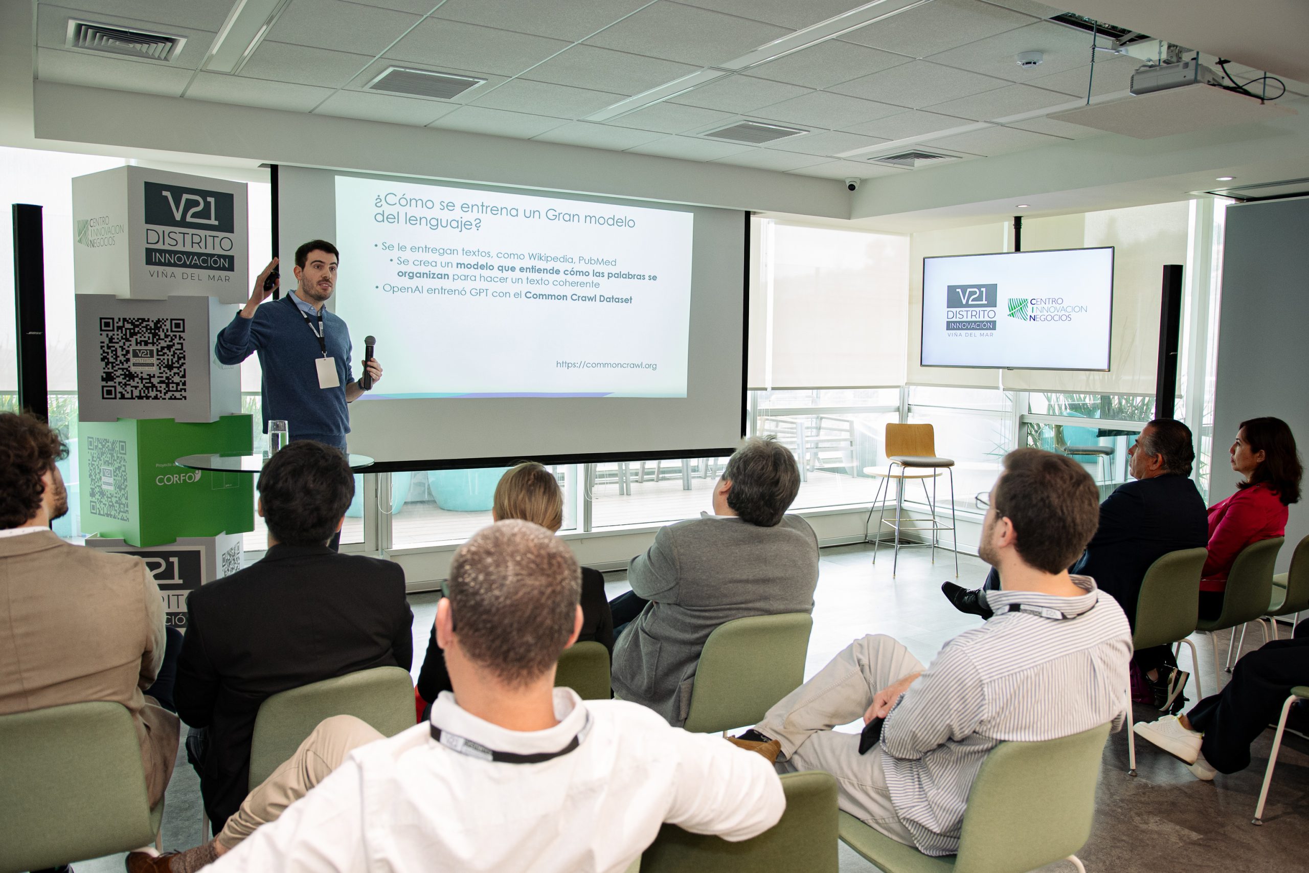 Sector de salud de la región de Valparaíso se reúne en el Distrito V21para analizar desafíos y oportunidades innovadoras para la industria