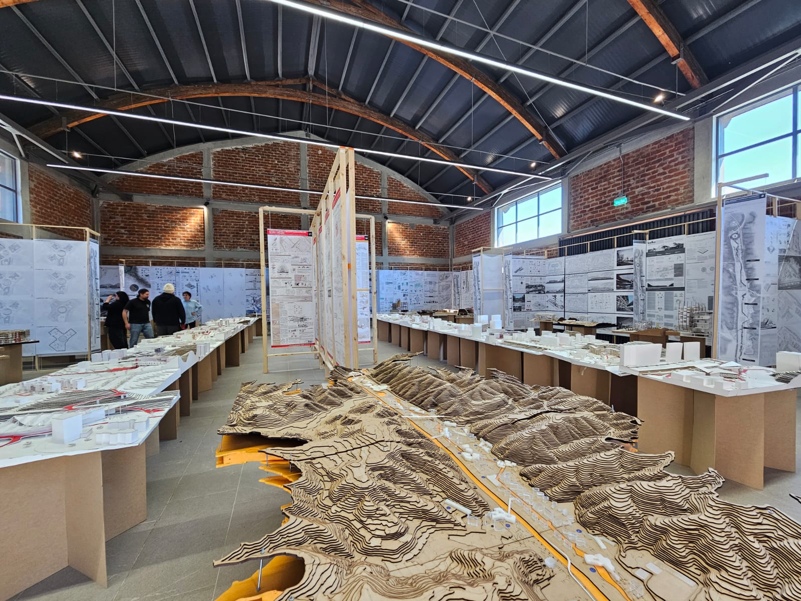 Exposición y Seminario sobre Regeneración Urbana de la UVM en el Distrito de Innovación V21