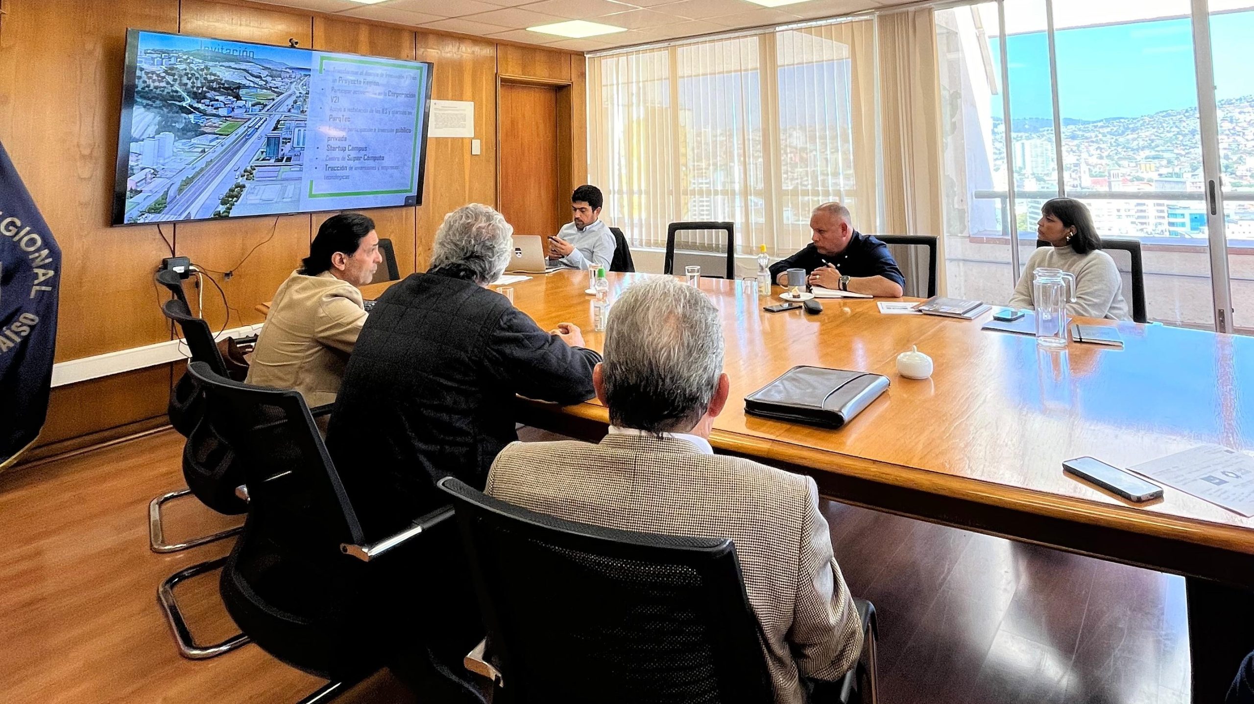 Reunión con el Gobierno Regional: construyendo vínculos para el futuro de la Región