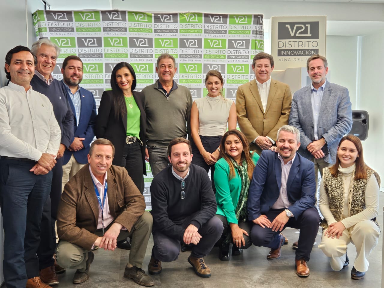 BancoEstado visita el V21 para explorar oportunidades de colaboración en innovación